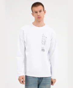 Лонгслив «Меня не сбить с пути»